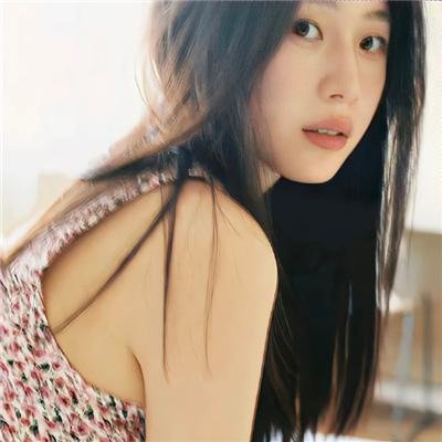 艾莉莎‧施莱辛格:战妆 在线观看